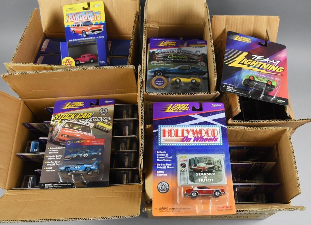 1990s-00s Playing Mantis Johnny Lightning Factory Cases NOS: Lot is five 1990s-00s Playing Mantis Johnny Lightning Factory Cases-NOS. Includes ThunderJets, Hollywood on Wheels, Dragsters USA, Stock Car Legends and Classic Customs Corvette. Single owner collecti