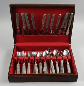 c1960 HS Norway Pewter Heilag Olav Og Hans Menn Flatware