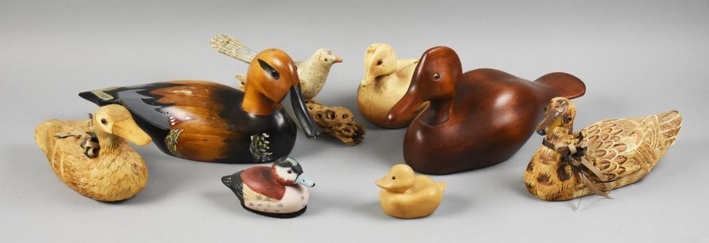 Assorted Decorative Carved Duck & Bird Decoys (1 of 6)