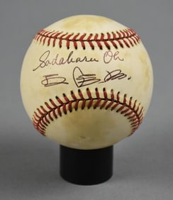 Sadahuru Oh - Japanese Baseball Player Signed Ball