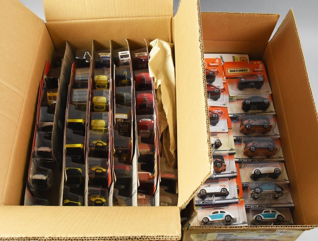 (104) 1990s-00s Matchbox Assorted Die-Cast-MOC-NOS (1 of 4)