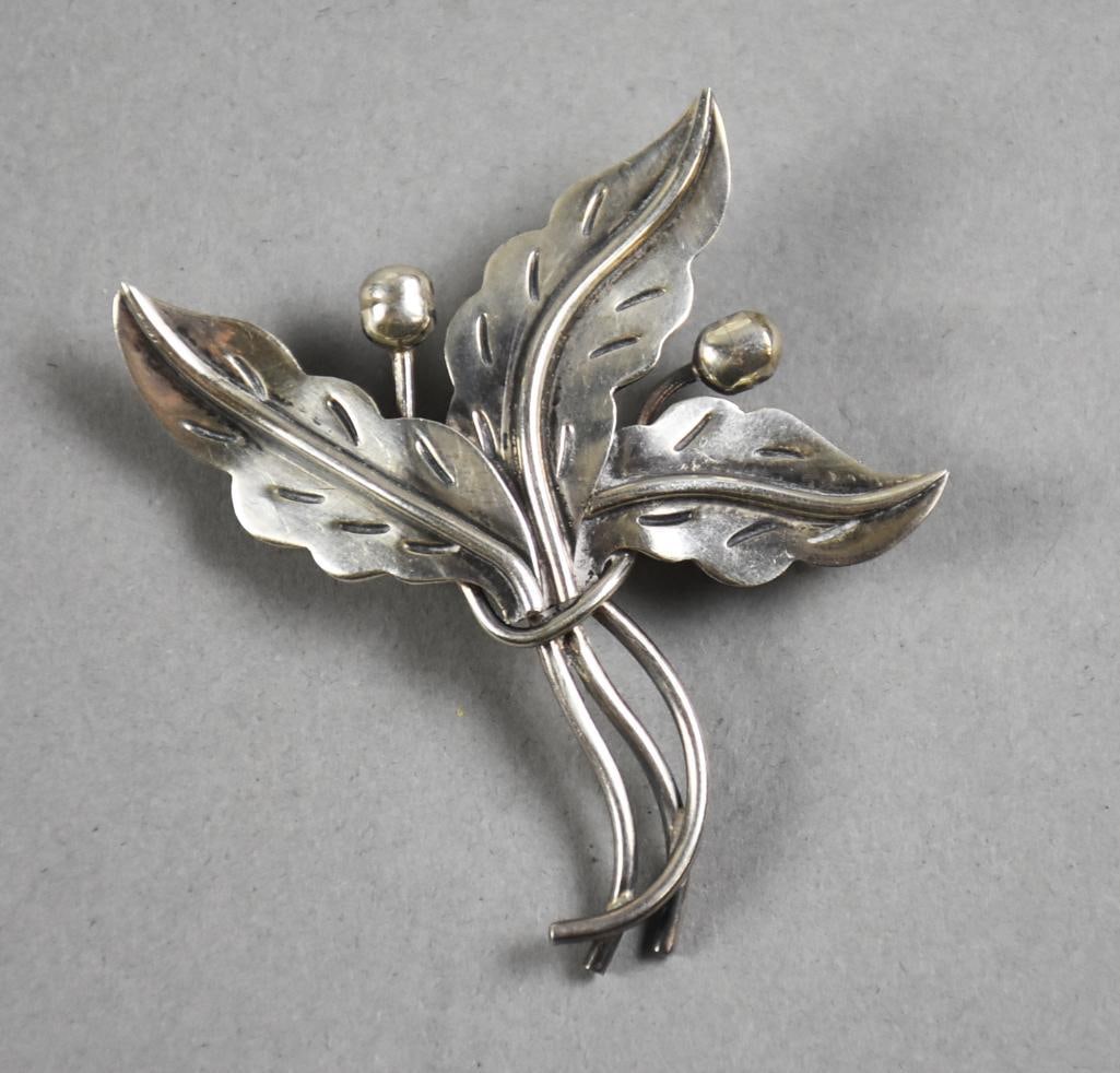 Serafin Moctezuma Taxco Sterling Leaf & Berry Brooch (1 of 4)