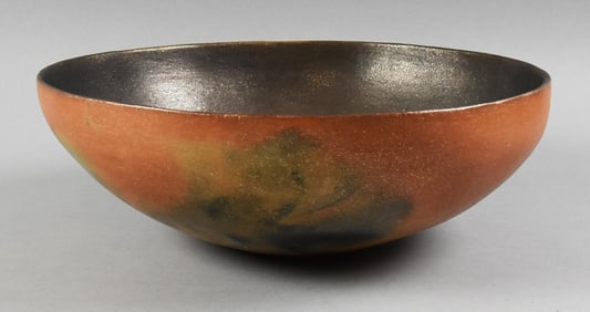 Felipe Ortega (Apache, 1951-2018) Micaceous Clay Bowl
