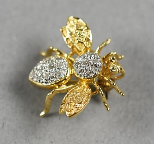 14K Yellow Gold & Diamond Bumble bee, Signed