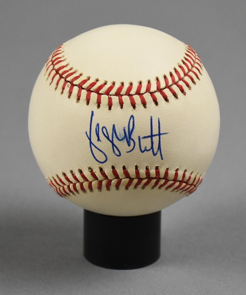 George Brett, Kansas City Royals & HOF Signed Baseball (1 of 2)