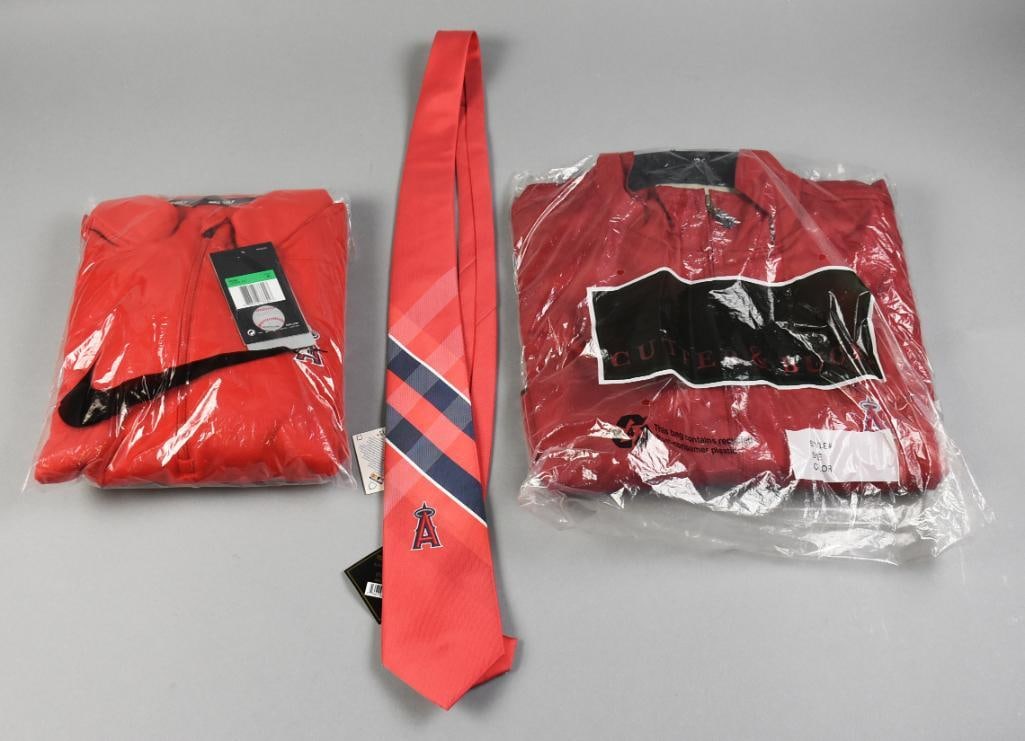 Anaheim Angels-MLB Official Gift Shop Gear: Click Here To Watch The Video! Nice lot of official MLB Anaheim Angels gift shop gear. This lot includes a red with blue and white accents necktie, A logo, Cutter & Buck zi