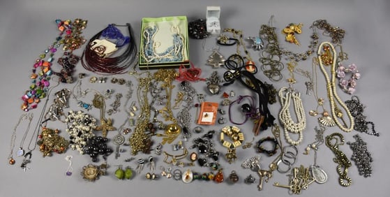 7 Lbs Vintage Assortment of Costume Jewelry