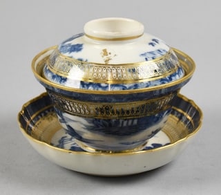 18th Century Chinese Export Porcelain Covered Tea Bowl Set