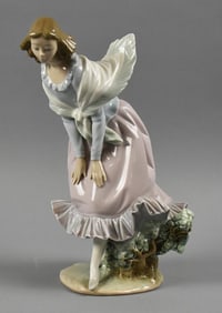 Retired Lladro March Winds No. 5061 Porcelain Figure