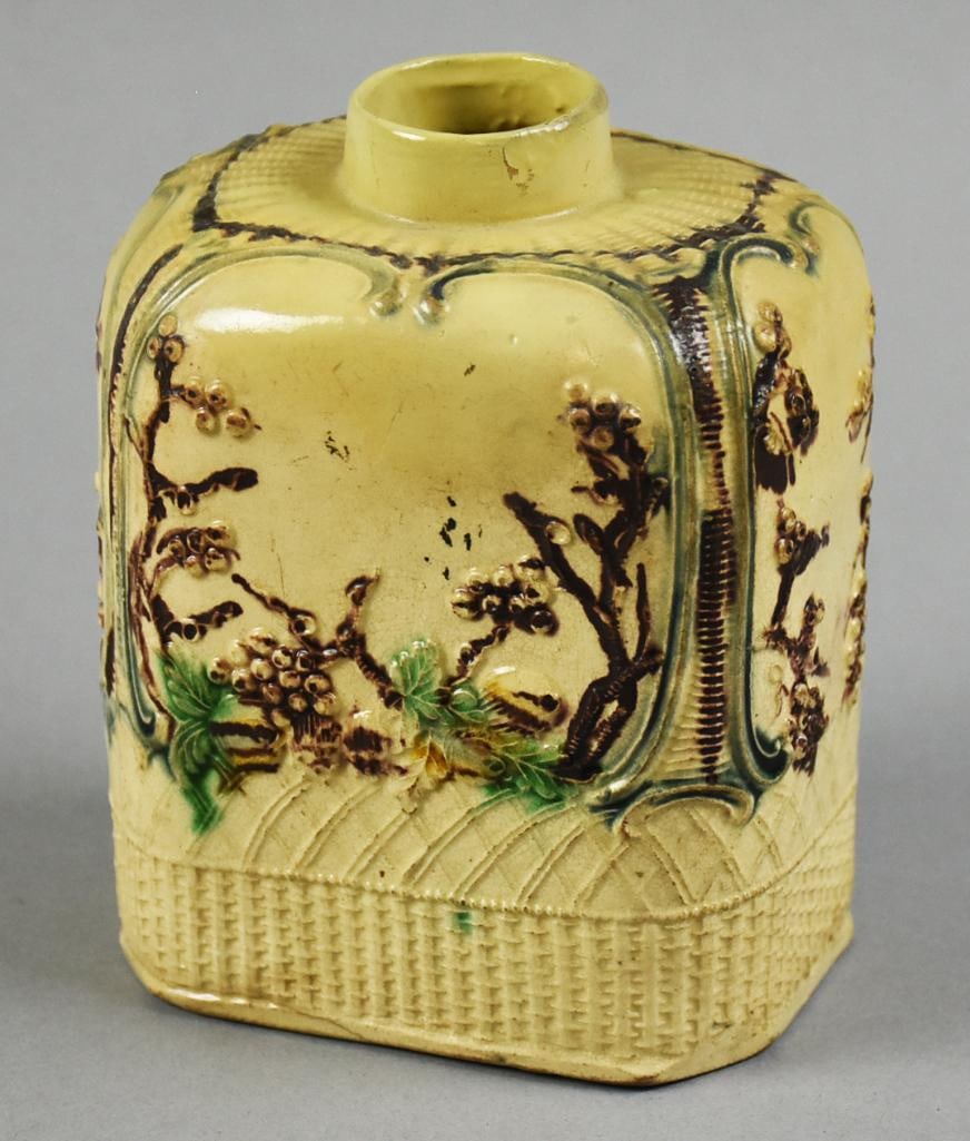 c1775 William Greatbatch Creamware Fruit Basket Tea Caddy (1 of 6)