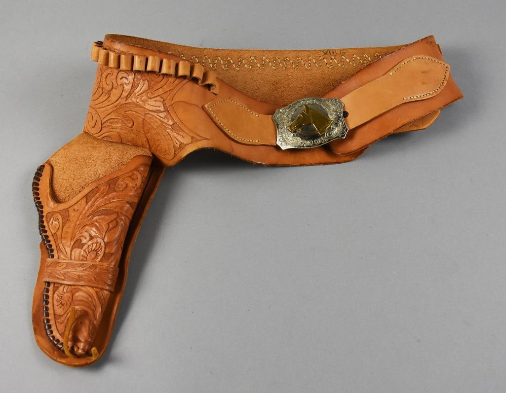 Vintage Tooled Leather Belt & Holster, Chambers Belt Buckle (1 of 7)