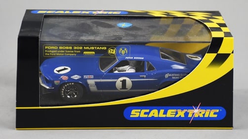 Hornby Hobbies Scalextric Ford Boss 302 Mustang 1:32 MIB-NOS