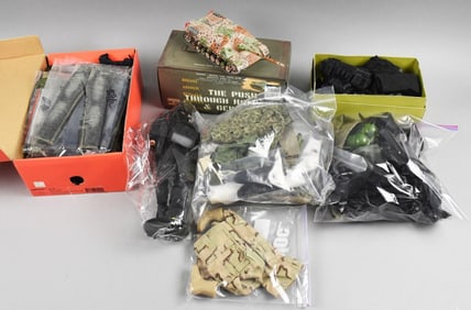 Misc. Assorted Scale Uniforms & Accessories Loose