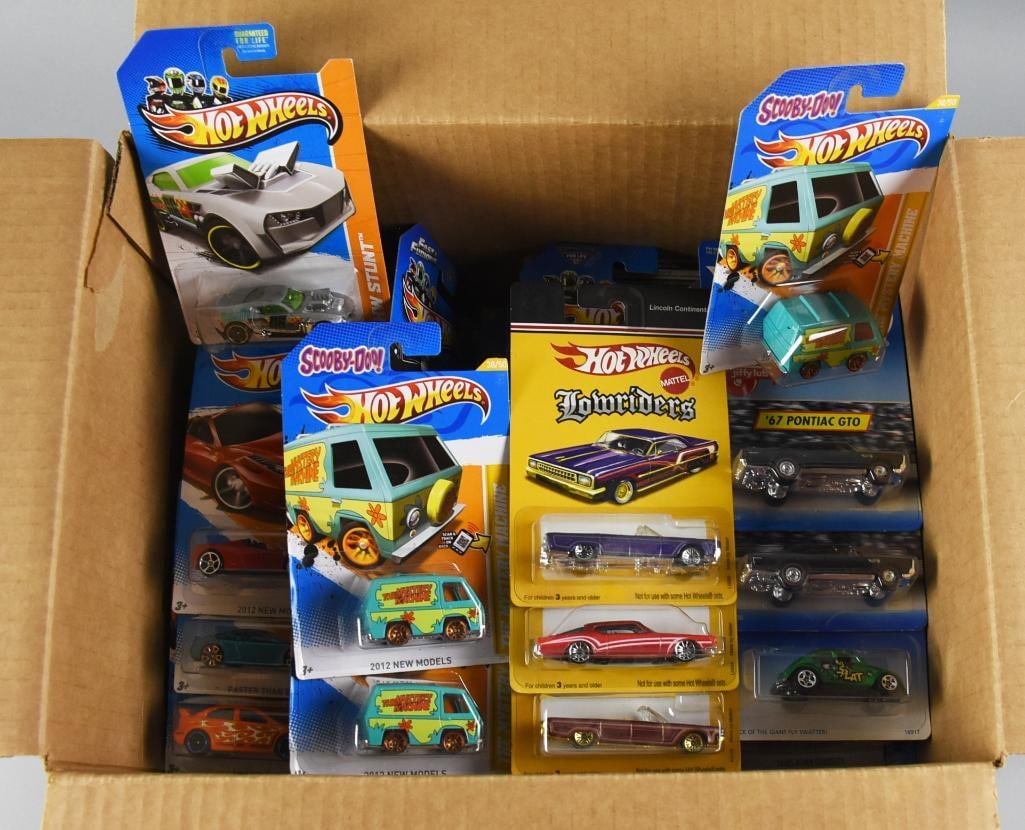 2000s Mattel Hot Wheels Assorted Basic Diecast MOC NOS (1 of 3)