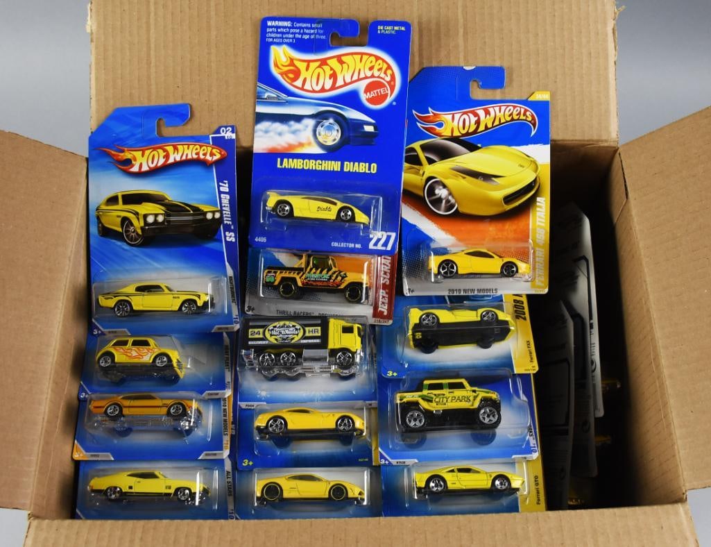 2000s 105l Hot Wheels All Yellow Diecast MOC NOS (1 of 3)