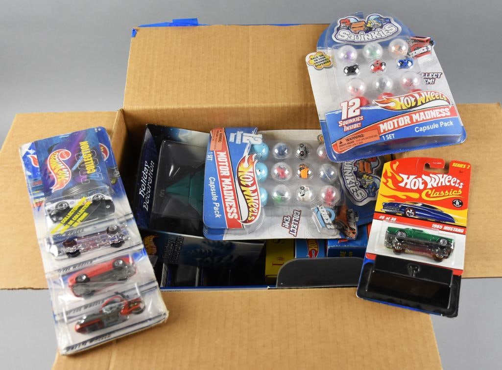 2000s Hot Wheels Squinkies Diecast MOC NOS (1 of 3)