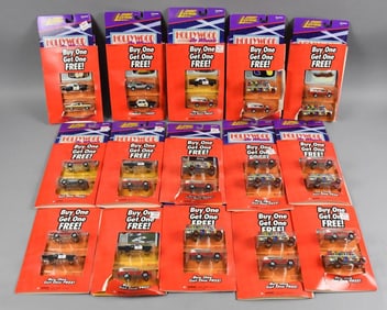 (15) 1999 Johnny Lightning Hollywood on Wheels-MOC-NOS