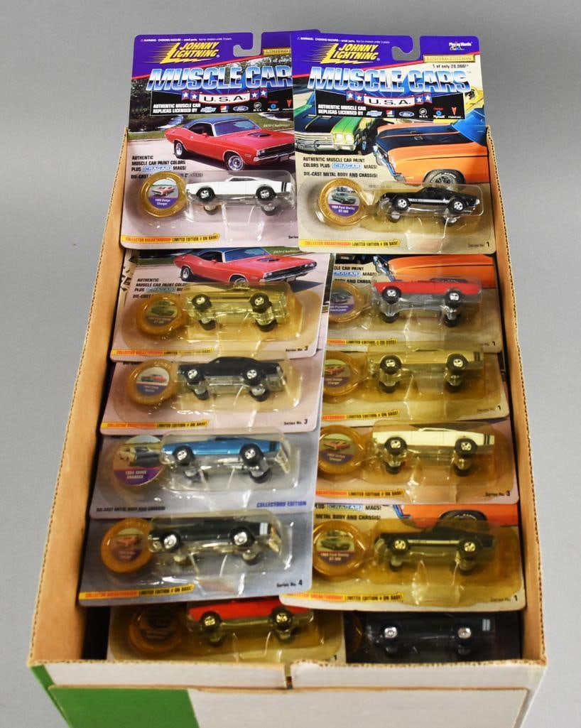 (73) 1996 Johnny Lightning Muscle Cars USA - MOC-NOS (1 of 4)