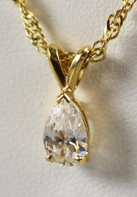 14K Yellow Gold 5/8 Carat Diamond Pendant Necklace