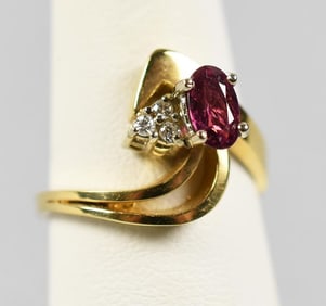 14k Gold Ruby & Diamond Ring