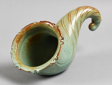 Nicodemus Art Pottery Ferro-Stone Cornucopia Planter