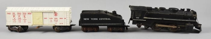 Post War Marx O Gauge 666 Steam Locomotive, Tender & Reefer