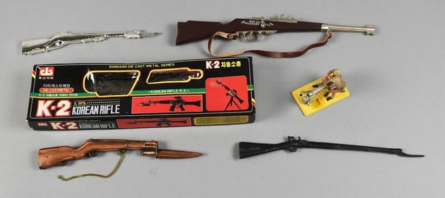 Vintage Assorted Toy Rifles, Deetail Vickers Machine Gun