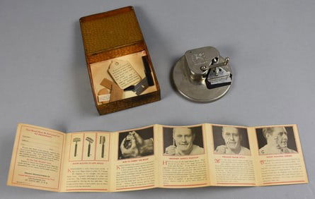 c1930 Rhodes Kriss Kross Safety Blade Stropper, Original Box