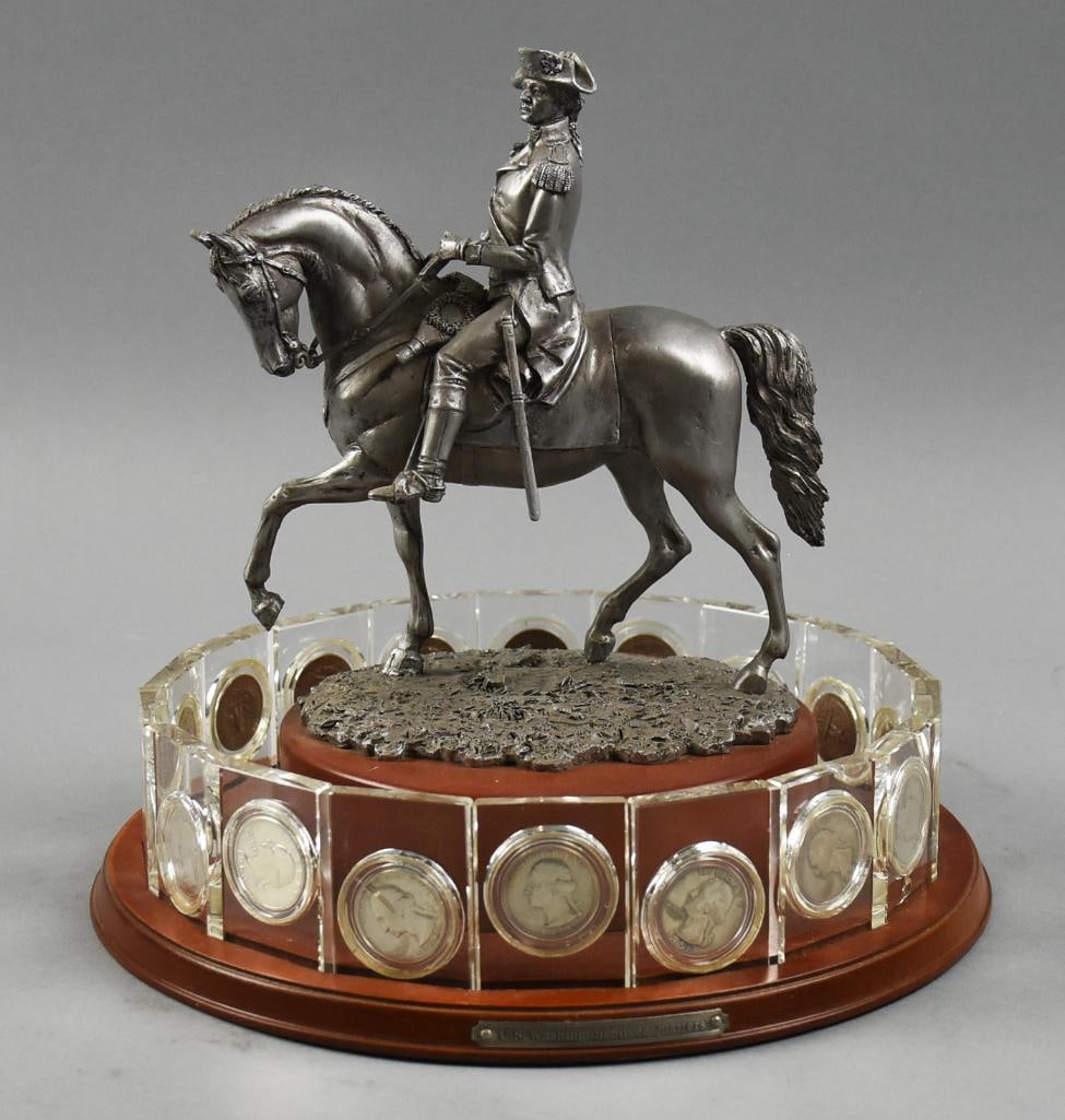 Washington Silver Quarter Sculpture Danbury Mint: Cool coin display from Danbury Mint. This is a fantastic display of US Silver Quarters with dates: 1932, 1948, 1949D, 1950S, 1951, 1952, 1953D, 1954, 1955D, 1956, 1957D, 1958D, 1959D, 1960D, 1961D, 19