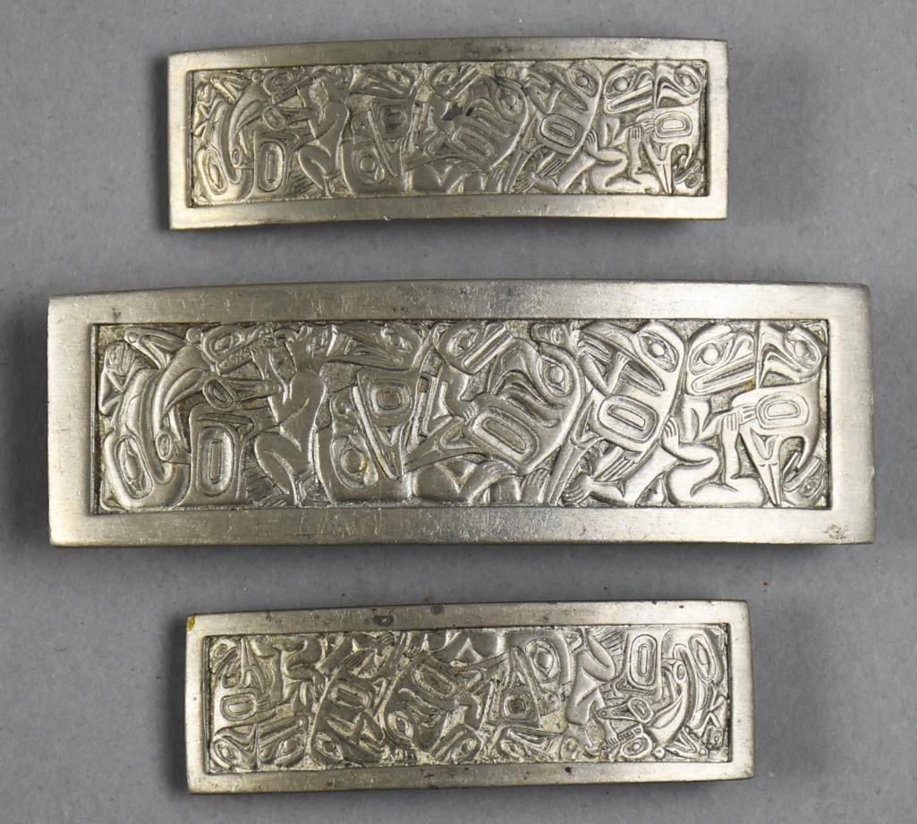 Boma Pewter The Raven Barrette Assortment: Wonderful assortment of barrettes from Boma Pewter in Canada. The design is the popular The Raven design throughout. The clips are stamped Made in France. They are 2.5" and 4" long.