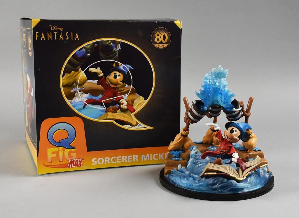 2020 Q-Fig Max 80 Years Fantasia Sorcerer's Mickey MIB: Great 2020 Fantasia sculpture from Quantum Mechanix, Inc. It is a Q-Fig Max Sorcerer's Mickey and commemorates the 80th anniversary of Fantasia. Comes in the original box.?