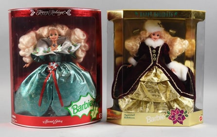 1995-96  Barbies Special Edition Happy Holiday Barbies NRFB