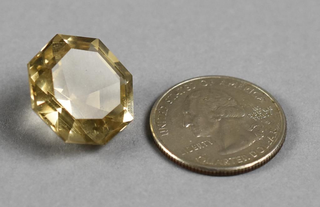 26.7 Ct Citrine Octagonal Cut - 6