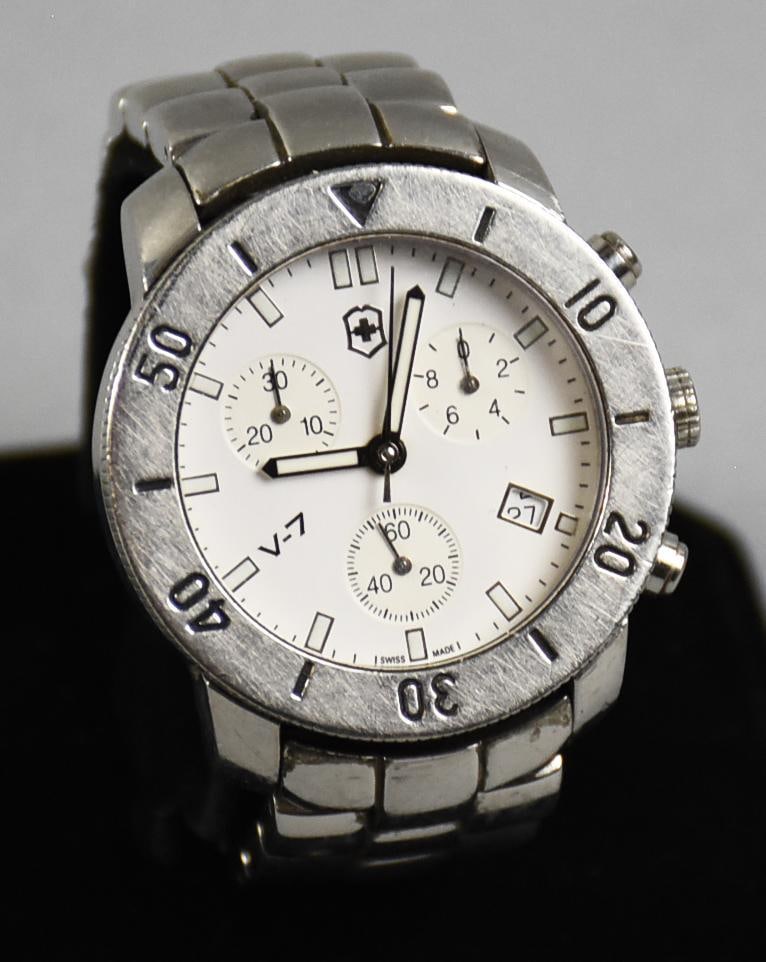 Swiss Army Chrono Star V7 - 32X Wrist Watch (1 of 7)