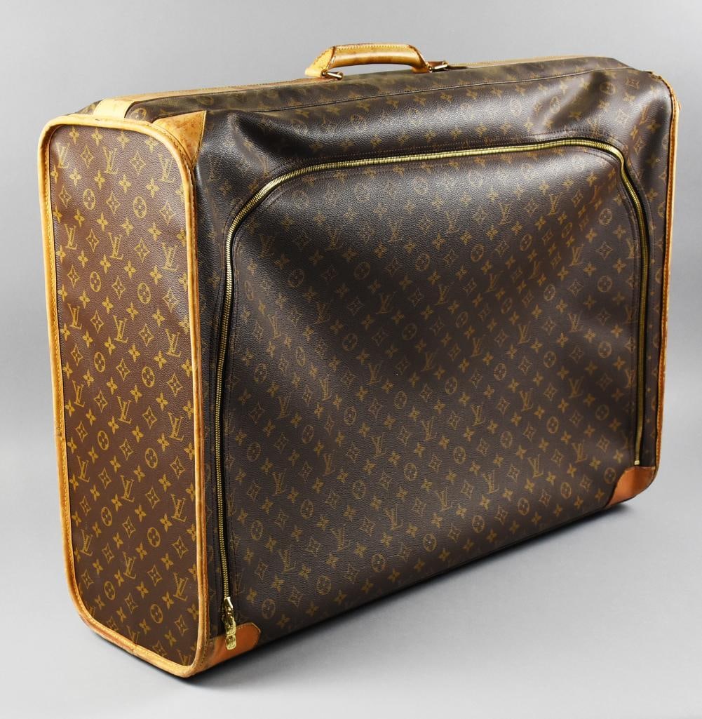 Vintage Louis Vuitton Pullman Suitcase - 4