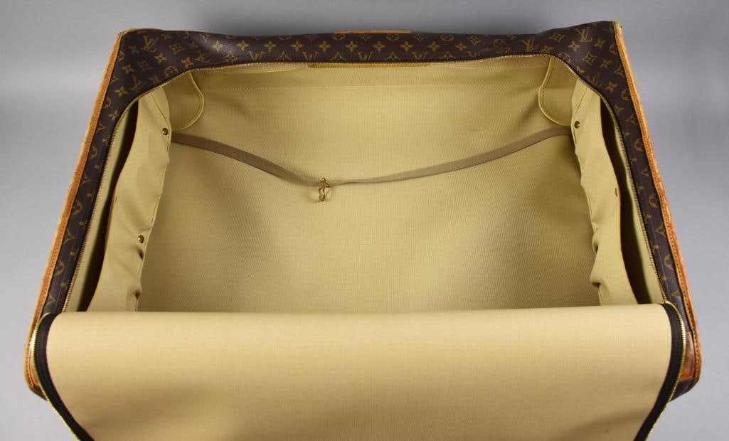 Vintage Louis Vuitton Pullman Suitcase - 6