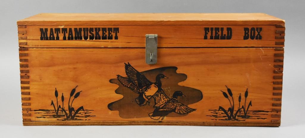 Vintage Mattamuskeet Field Box, Dovetail Construction: Very nice vintage Mattamuskeet Field Box. These boxes are for hunters and can contain ammo or other field needs. It was built with dovetail construction and has a removable tray for additional storage