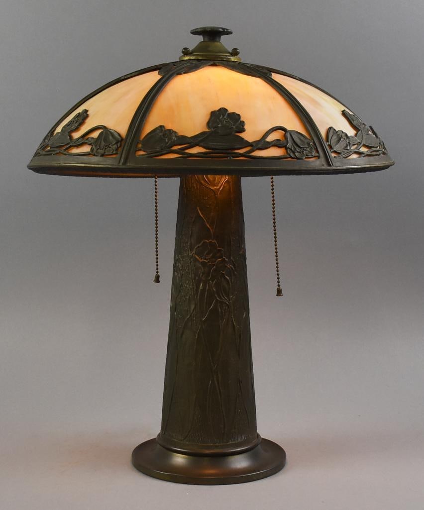 Art Nouveau Bradley & Hubbard Original Slag Glass Lamp: This wonderful table lamp if from Bradley and Hubbard. Panel shade with tan slag glass panels with floral motif, flowers appear to be poppies. Double light with chain pulls. Base with the same