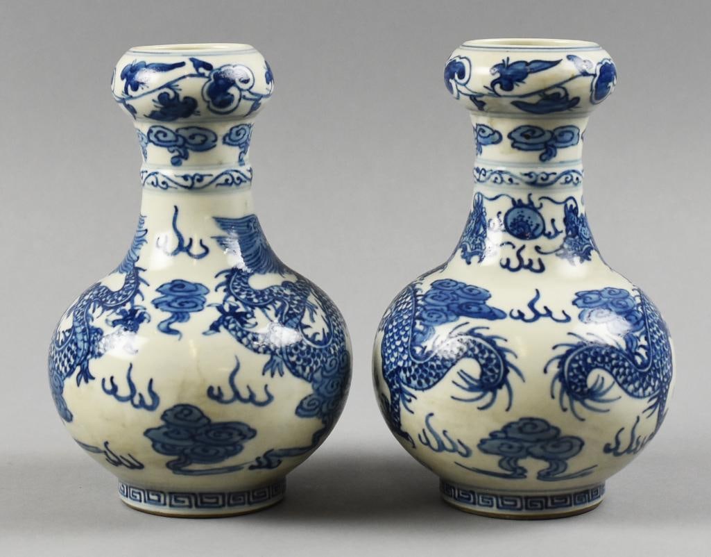 Kangxi (1662-1722) Style Chinese Porcelain Blue & White Vases - 2