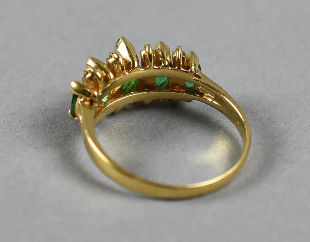 14K Gold Nat. Emerald & Diamond Ring - 6