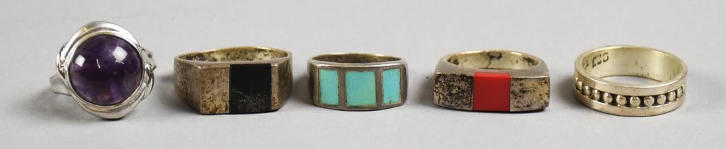 Sterling & Semi Precious Stone Ring Vintage: Pretty assortment of rings, most with semi precious stones. Stones appear to be amethyst, turquoise, onyx and coral. Sizes are from 9 to 14.?