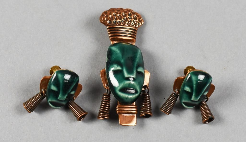 Elzac Copper & Ceramic Tribal Jewelry c1940's: Great looking vintage Elzac jewelry set. This c1940 set is a ceramic tribal princess set in copper. Screwback on the earrings appears brass as does the pin on the back of the brooch. Brooch is