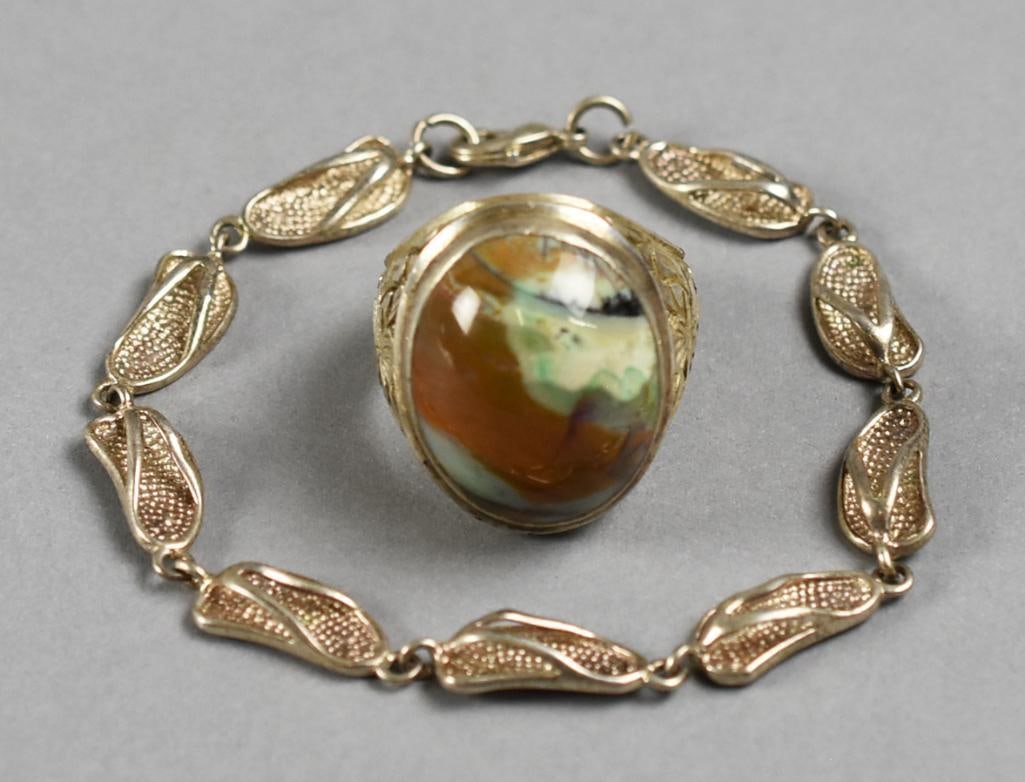 Sterling Flip Flop Bracelet, Jasper Ring Vintage: Very fun pieces of sterling jewelry that includes a bracelet with flip flop links, unmarked, tests as sterling and an ornately floral ring set with polished jasper. Overall approx. weight of 1 troy