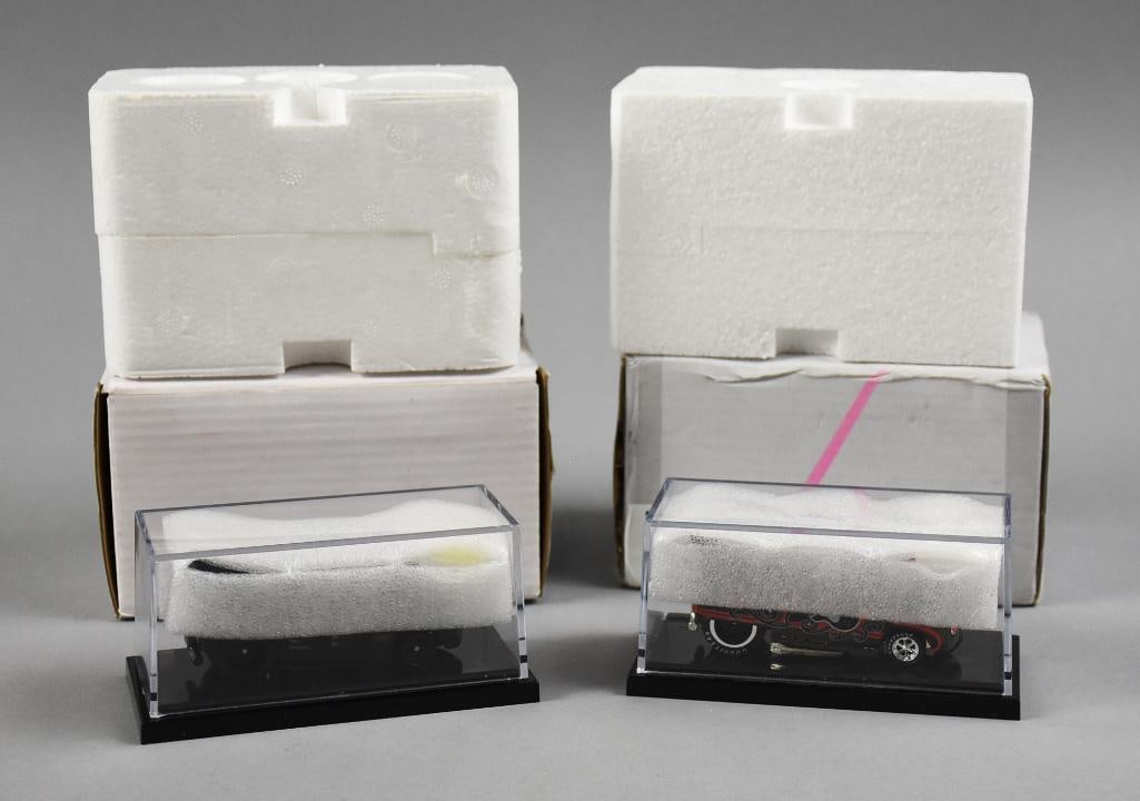 Liberty Promotions, Hot Wheels Drag Buses Ltd Ed MIB-NOS: This lot is for a pair of Hot Wheels Liberty Promotions Drag Buses. Buses are Bootleg Bus No. 794/1000 and a Collector's Experience No. 290/1250. Single owner collection from the largest toy