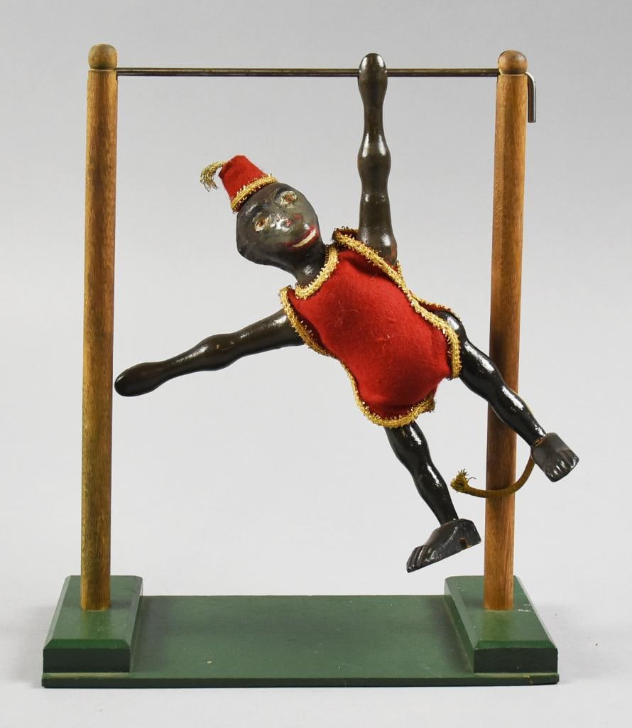 c1910 Schoenhut Humpty Dumpty Circus Monkey, Horizontal Bar (1 of 7)