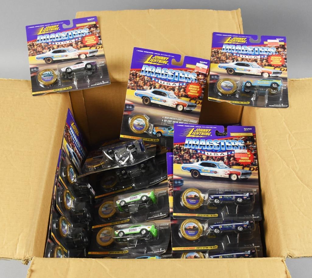 (39) 1990s Johnny Lightning Dragsters USA Diecast MOC NOS (1 of 3)
