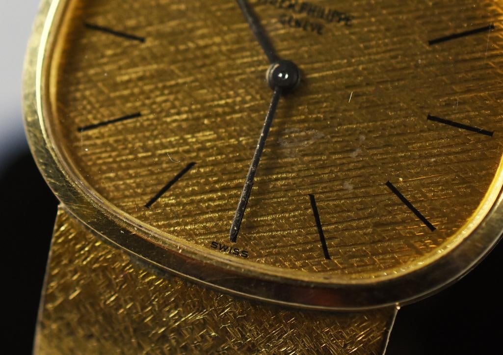 Patek Philippe 18k Golden Ellipse Watch Vintage - 18