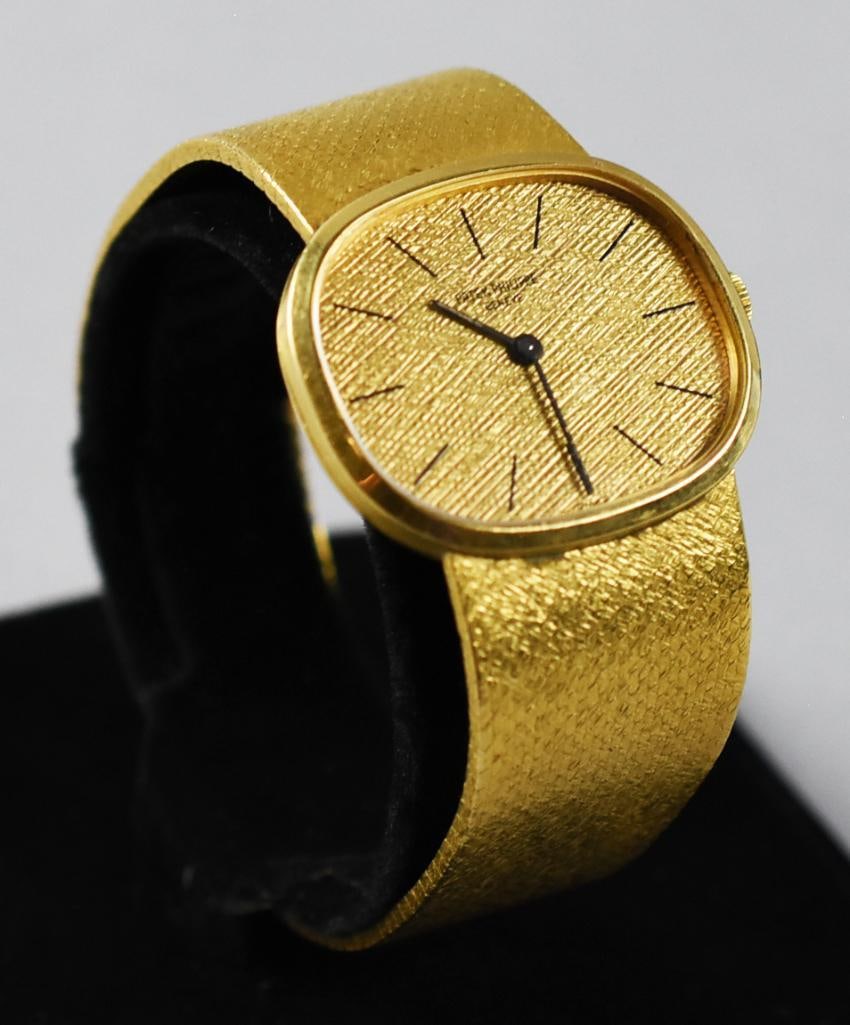 Patek Philippe 18k Golden Ellipse Watch Vintage - 3