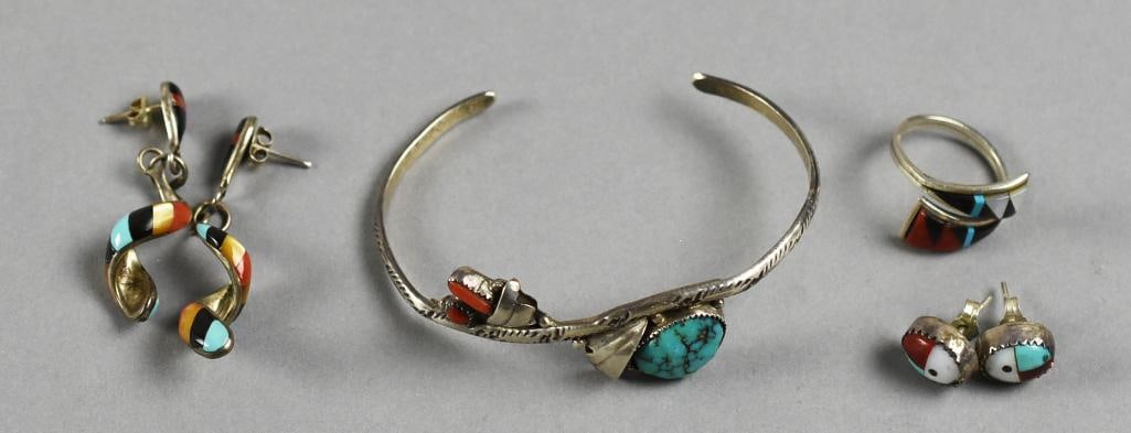 Vintage Native American Sterling w/ Various Stone Jewelry: Gorgeous vintage Native American jewelry with various stones. Includes a cuff bracelet with turquoise and coral. Ring is adjustable with coral, onyx, mother of pearl and turquoise. Post earrings with 