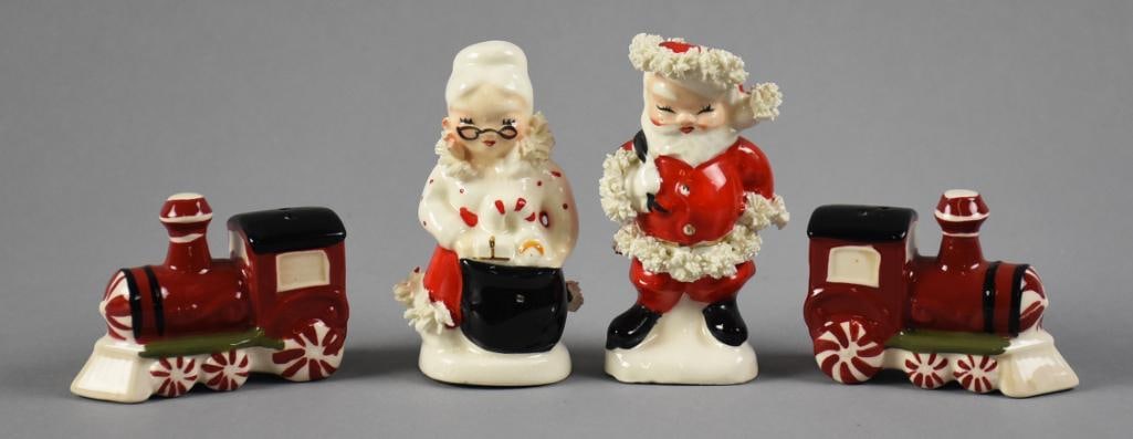 Napco Santa & Mrs Clause, Grassland Locomotive Salt, Pepper (1 of 4)
